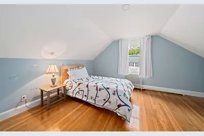 18 Thurlow St, Boston, MA 02132 - Photo 20