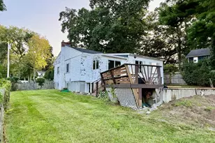 2 Colonial Rd, Lynnfield, MA 01940 - Photo 16