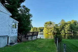 2 Colonial Rd, Lynnfield, MA 01940 - Photo 14