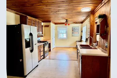 2 Colonial Road, Lynnfield, MA 01940 - Photo 18