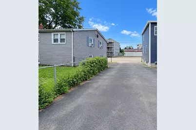 90 Essex St, Lynn, MA 01902 - Photo 6