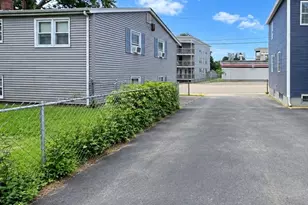 90 Essex St, Lynn, MA 01902 - Photo 6