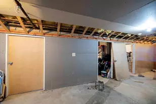 54 Arizona St, Fall River, MA 02721 - Photo 24