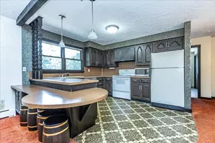 43 Ledgewood Dr, Danvers, MA 01923 - Photo 10
