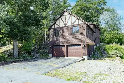 43 Ledgewood Dr, Danvers, MA 01923 - Photo 2