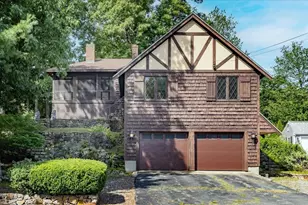 43 Ledgewood Dr, Danvers, MA 01923 - Photo 1