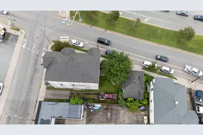 1025 Globe St, Fall River, MA 02724 - Photo 4