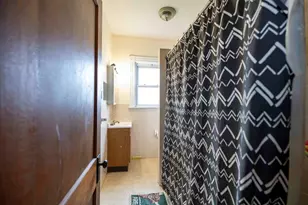 1025 Globe St, Fall River, MA 02724 - Photo 10