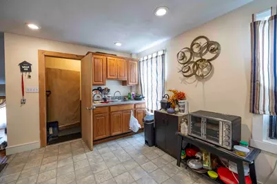 593 Plymouth Ave, Fall River, MA 02721 - Photo 6