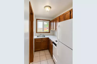 164 Hood St #1E, Fall River, MA 02720 - Photo 12
