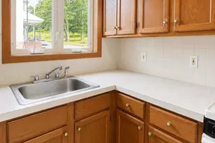 164 Hood St, Fall River, MA 02720 - Photo 16
