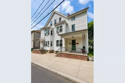 164 Hood St #1E, Fall River, MA 02720 - Photo 2