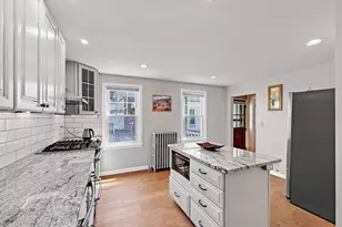 76 Baldwin Ave, Everett, MA 02149 - Photo 16