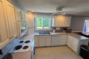 309 Island Pond, Springfield, MA 01118 - Photo 6