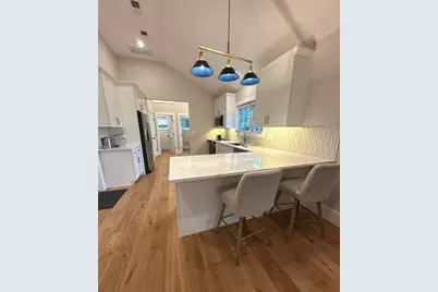 74 Congress St #5, Pembroke, MA 02359 - Photo 2