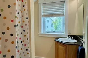 104 Davis St, Greenfield, MA 01301 - Photo 24