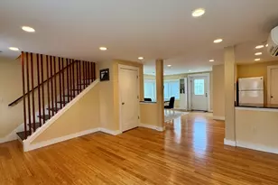 104 Davis St, Greenfield, MA 01301 - Photo 2