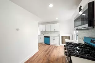 16 Oakes St, Everett, MA 02420 - Photo 6