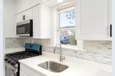16 Oakes St #2, Everett, MA 02420 - Photo 4