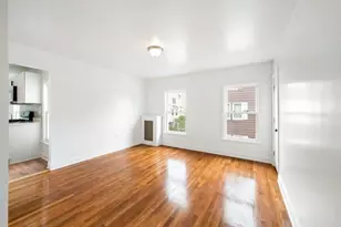 16 Oakes St, Everett, MA 02420 - Photo 2