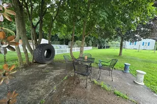 27 Feeding Hills Rd, Southwick, MA 01077 - Photo 16