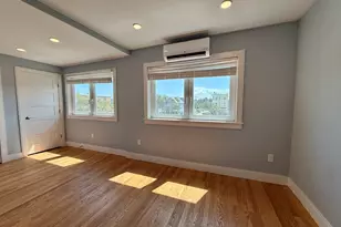 863 Saratoga St, Boston, MA 02128 - Photo 4