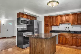 73 Summit Dr, East Bridgewater, MA 02333 - Photo 2