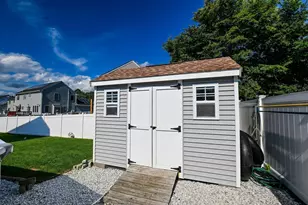 92 Tarkiln Pl, New Bedford, MA 02745 - Photo 24