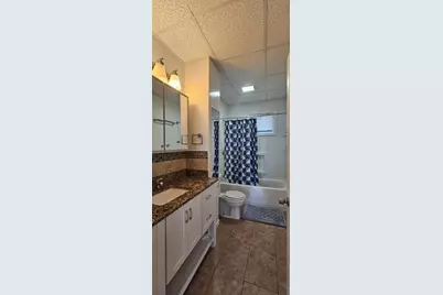 157 Lonsdale St #2W, Fall River, MA 02721 - Photo 6