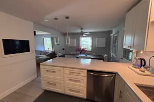 25 Hoover Ave, Brockton, MA 02301 - Photo 4