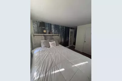 25 Hoover Ave, Brockton, MA 02301 - Photo 8