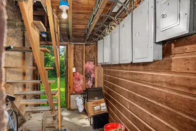 102 Sayles Street, Southbridge, MA 01550 - Photo 40