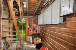 102 Sayles St, Southbridge, MA 01550 - Photo 40