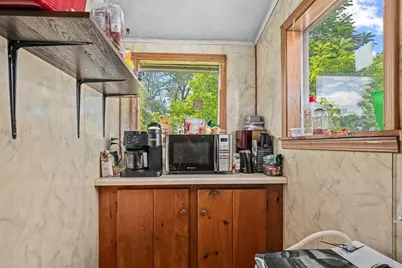 102 Sayles Street, Southbridge, MA 01550 - Photo 18
