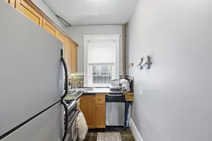 1572 Commonwealth Ave, Boston, MA 02135 - Photo 18