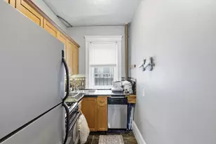 1572 Commonwealth Ave, Boston, MA 02135 - Photo 18