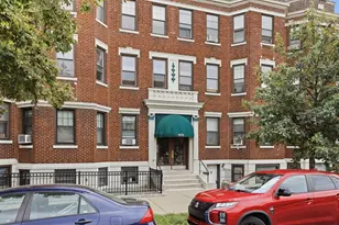 1572 Commonwealth Ave, Boston, MA 02135 - Photo 2