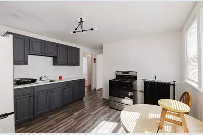 15 McLellan St, Boston, MA 02121 - Photo 4