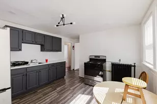 15 McLellan St, Boston, MA 02121 - Photo 4
