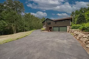 131 Wampum St, Wrentham, MA 02093 - Photo 4