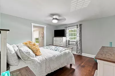 8 Mellen St, Hopedale, MA 01747 - Photo 20