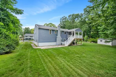 8 Willowdale Dr, Lynnfield, MA 01940 - Photo 6