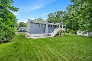 8 Willowdale Dr, Lynnfield, MA 01940 - Photo 6