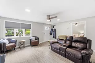 55 Friendship St, Billerica, MA 01821 - Photo 8