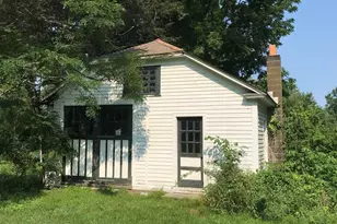 48 Railroad St, Amherst, MA 01002 - Photo 6