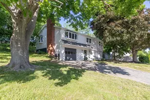 110 Low St, Newburyport, MA 01950 - Photo 2