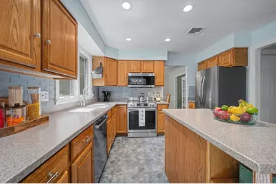 8 Vincent Rd, Mendon, MA 01756 - Photo 12