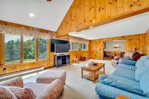 77 Hancock, Peterborough, NH 03458 - Photo 4