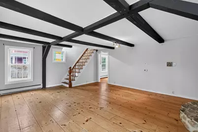 15 Hillside Ave, Middleborough, MA 02346 - Photo 8