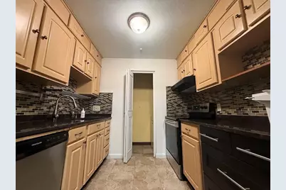 35 Washington St #3, Medford, MA 02155 - Photo 8